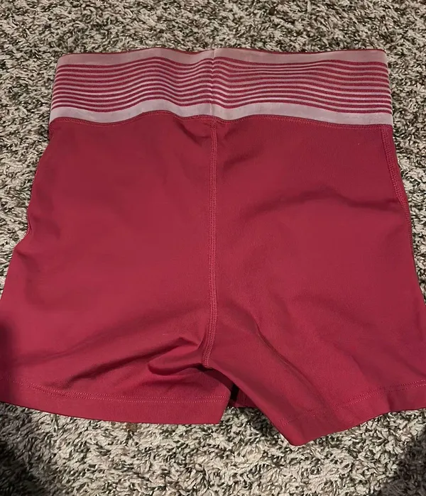Nike pros - Image 2