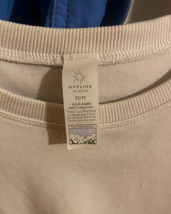 Aerie cropped workout top - Image 5