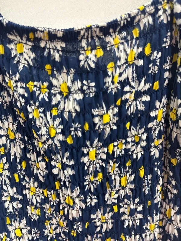 Trixxi Women’s boutique style dress size medium - Image 3