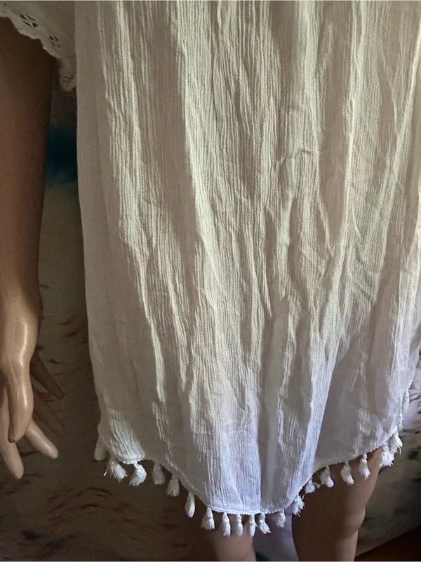 Nouveau Beach Women's White Tassel Hem Peasant Dress Swim Cover Up MD NWT - Image 6