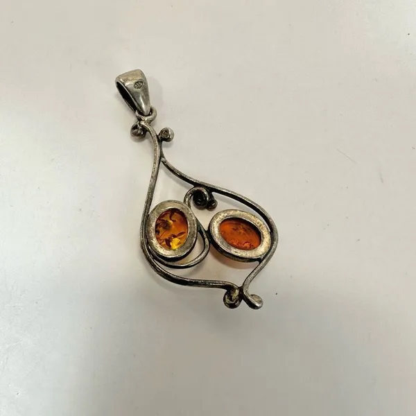 Sterling silver Baltic amber pendant Silver - Image 2
