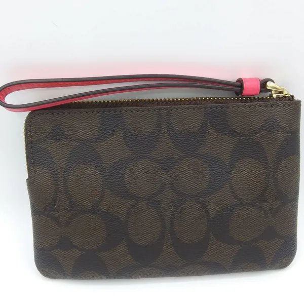 Coach authentic leather signature small wristlet- New - Image 6