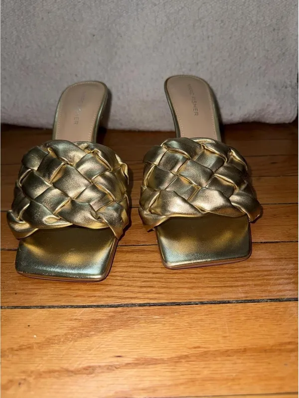 Marc Fisher gold metallic woven sandals #glamour #summer - Image 2