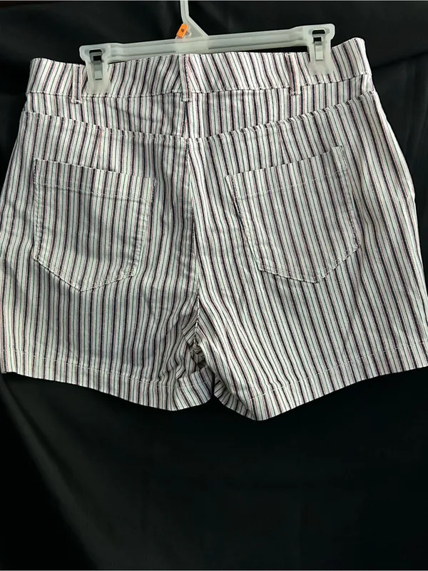 Old Navy Women's Striped Button-Front Shorts in White & Burgundy Sz 10 NWT - Image 2