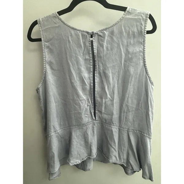 Cloth & Stone Tank Top Chambray Size M Blue Sleeveless Open Back Boho Preppy - Image 5