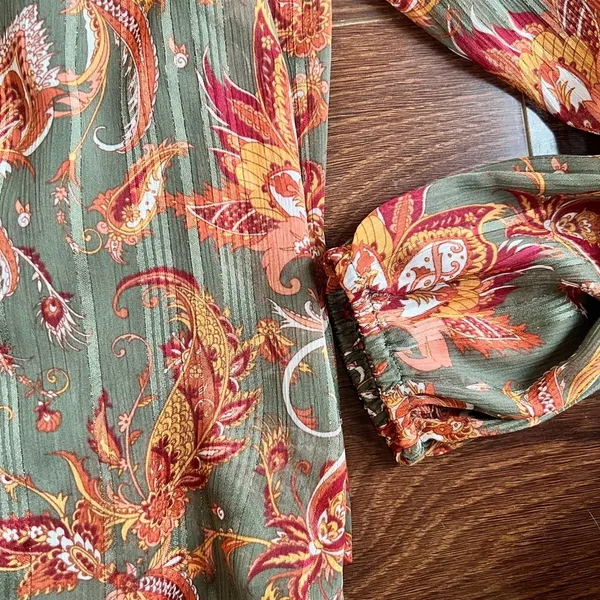 Frye Women's Green and Orange Floral Top - Image 5