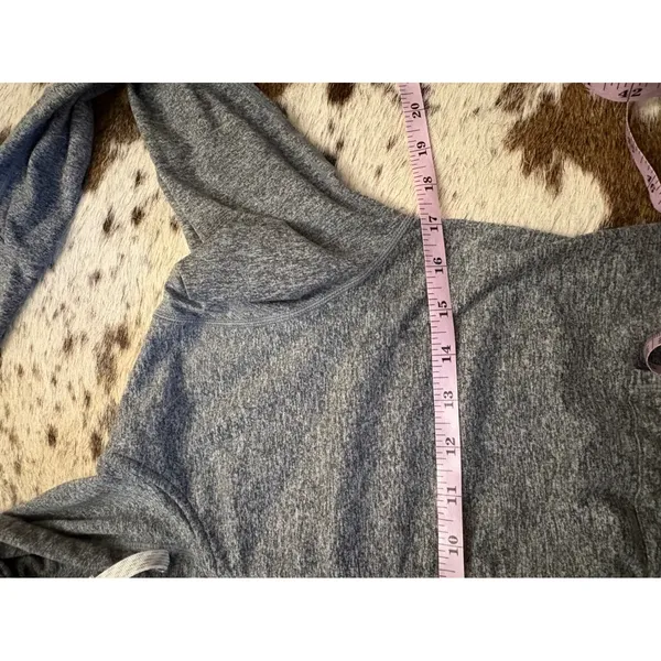 Vuori Women's Halo Performance Hoodie In Gray Size XS - Image 6