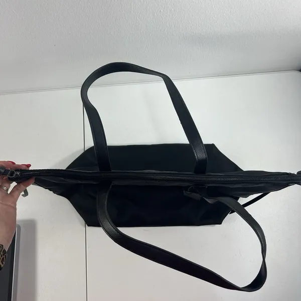 Botkier New York Black Nylon Tote Vegan Leather Trim‎ Zipper Shoulder Bag NEW - Image 9