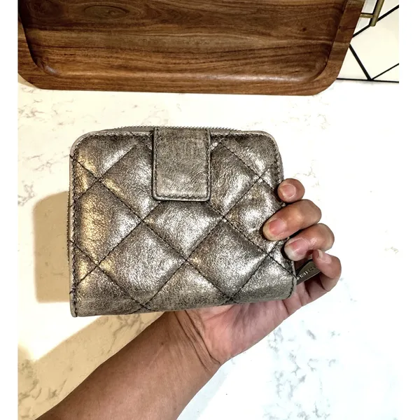 Michael Kors Hamilton Quilt zip-around wallet metallic pewter leather quilted - Image 3