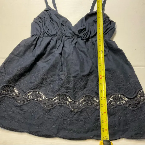 Banana Republic Navy Blue Eyelet Embroidery Tank Top Baby Doll Cotton Sz S - Image 10