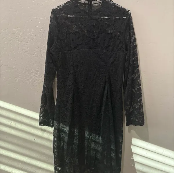 Stanzino Black Lace Long Sleeve Dress - Image 7