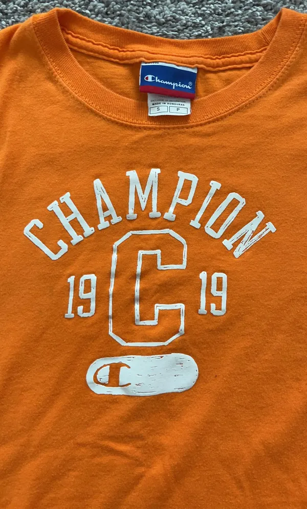 Champion T-shirt - Image 4