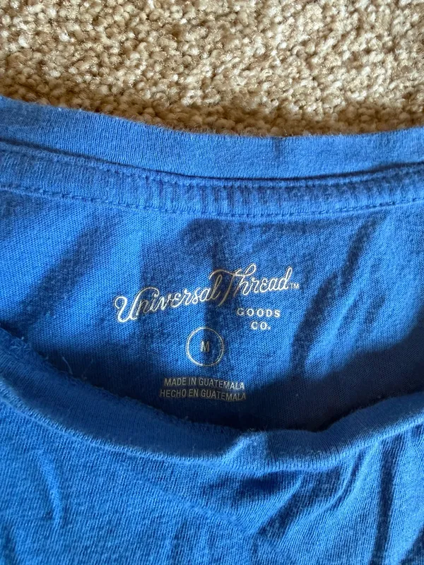 Universal Threads shirt - Image 2