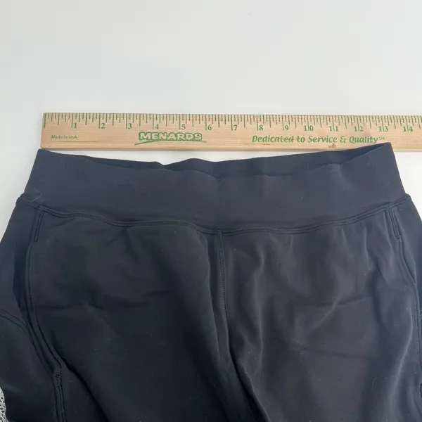 Lululemon Black High Rise Crop Pants Size‎ 6 Athleisure Activewear Nulu - Image 5