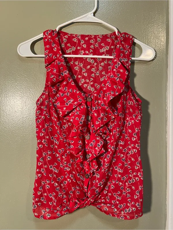 Edme‎ & Esyllte Anthropologie Women's Sleeveless Button Down Blouse Red Floral - Image 2