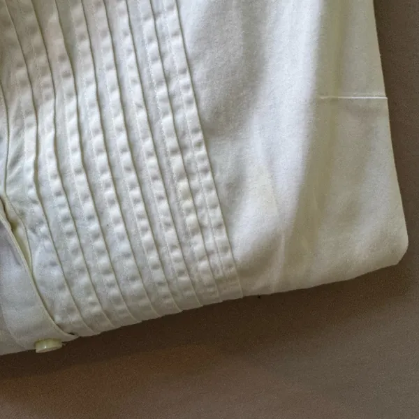 Vintage Banana Republic Fitted Pintucked Shirt - Image 3