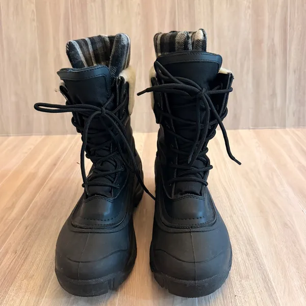 Kamik Sugarloaf Winter Boots Womens 9 Black Plaid Lined Waterproof Boots - Image 4