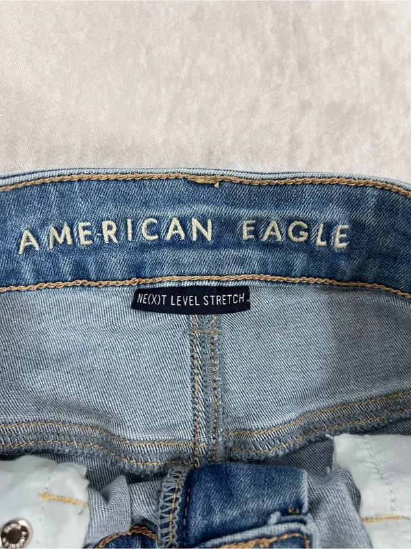 American Eagle Outfitters Light Blue Distressed Denim Shorts stretch size 6 - Image 2