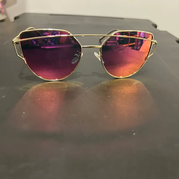 Pink and Gold Aviator Sunglasses with Metal Frames - Image 10