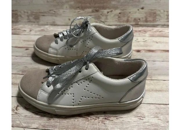 Steve Madden Lace Sneakers Women's Size 6.5 White Silver Sparkle Laces Beige - Image 3