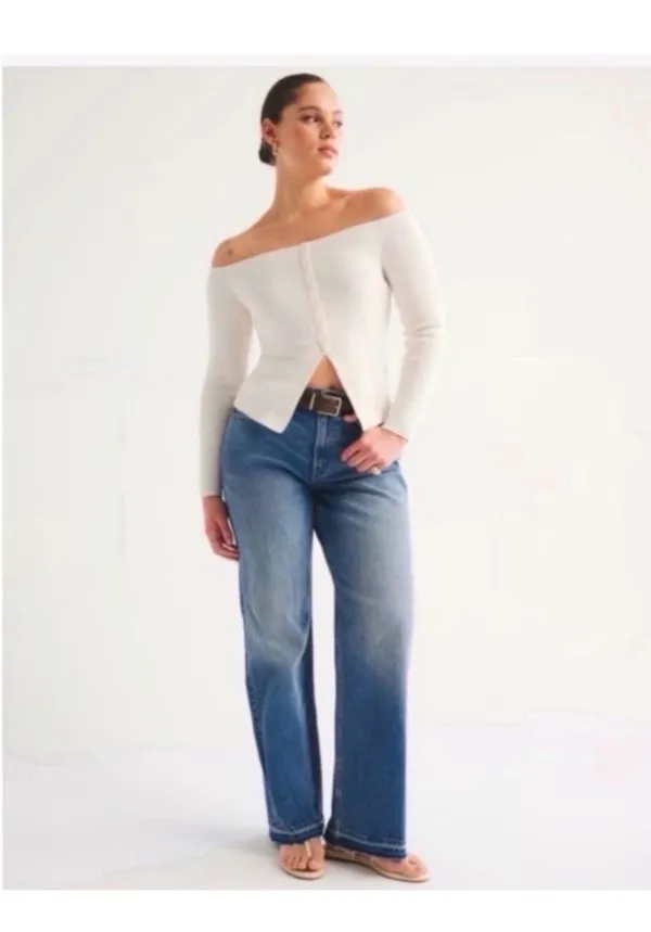 Abercrombie 90s High-Rise Straight Jeans - Image 3