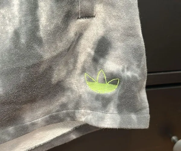 Adidas sweatshorts - Image 2
