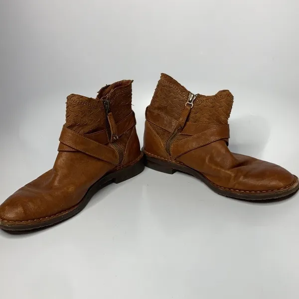 Trask Alexa booties leather boots size 8‎ Brown - Image 10