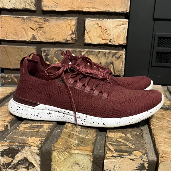 APL Women's TechLoom Breeze Maroon‎ Speckled Knit Athletic Shoes Size 7 - Image 2
