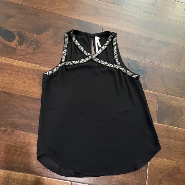 Bellatrix Metallic Beaded Cut Out Criss Cross Tank Top Black Size Medium - Image 2