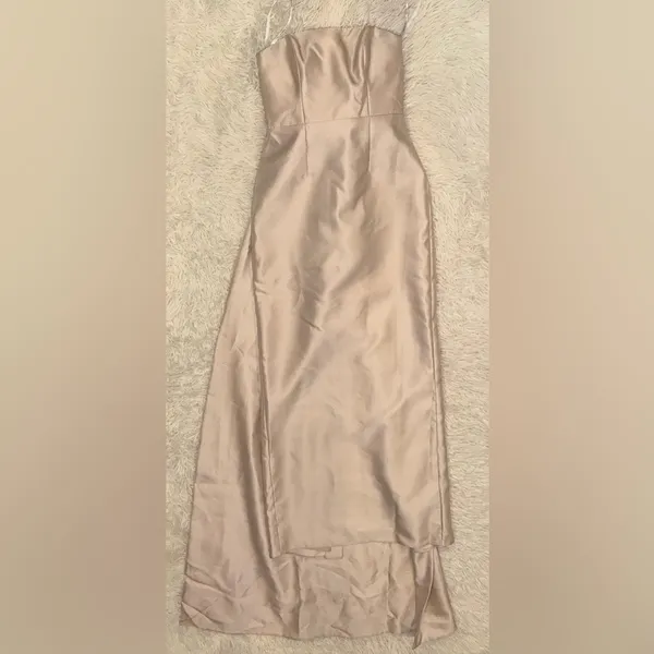 NEW Alfred Sung Strapless Satin Twill Column Gown Removable Train Sz 4 Champagne - Image 3