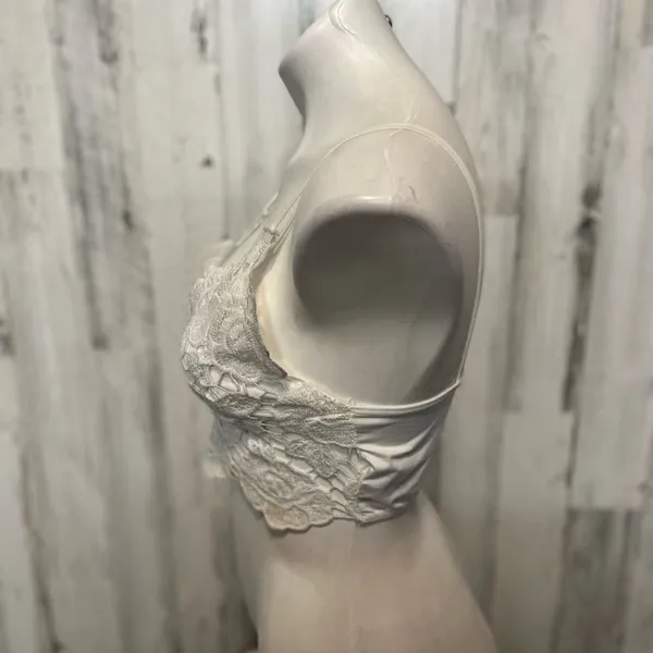 White top White - Image 2