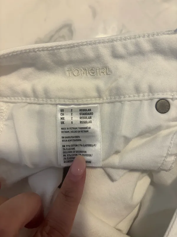 American Eagle Outfitters White Jeans Ripped - Image 7