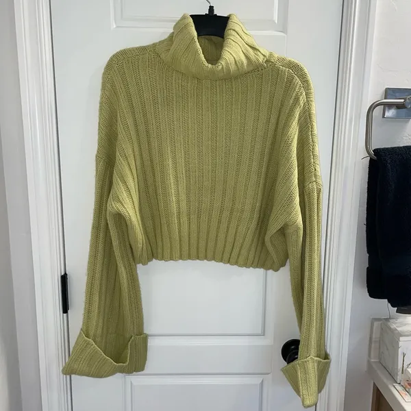 Arizona Jeans Cropped Sweater - Image 4