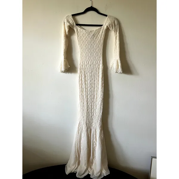 Oh Polly Verena Off-Shoulder Ruffle Lace Maxi Dress in Ivory Size XXS New - Image 9