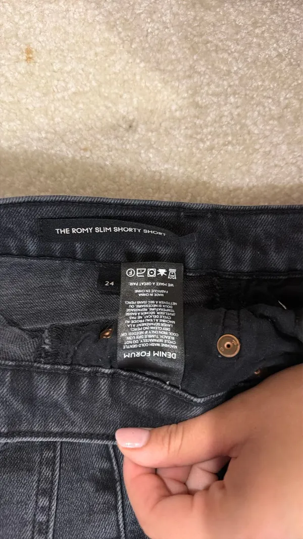 Black Denim Forum Aritzia Shorts - Image 4
