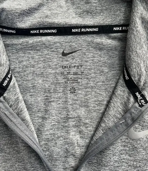 Nike Dri-Fit Running Quarter-Zip Shirt - Image 2