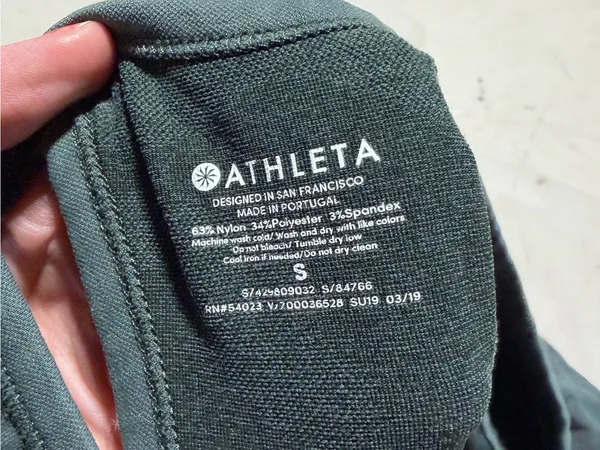 Athleta Racerback Tank Top Dark Green Camo small - Image 3