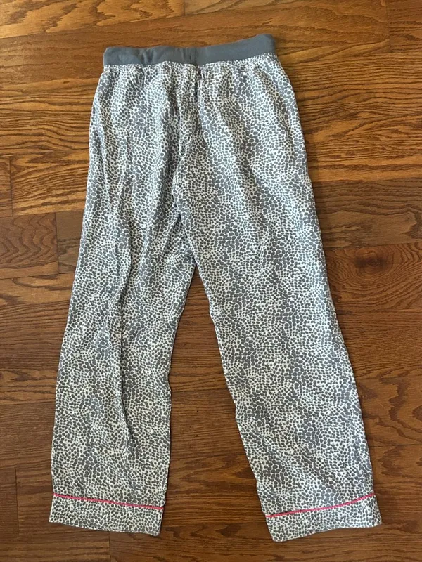 Victoria's Secret Pajama Pants Gray Leopard Print Size XS Loungewear Loungepants - Image 9