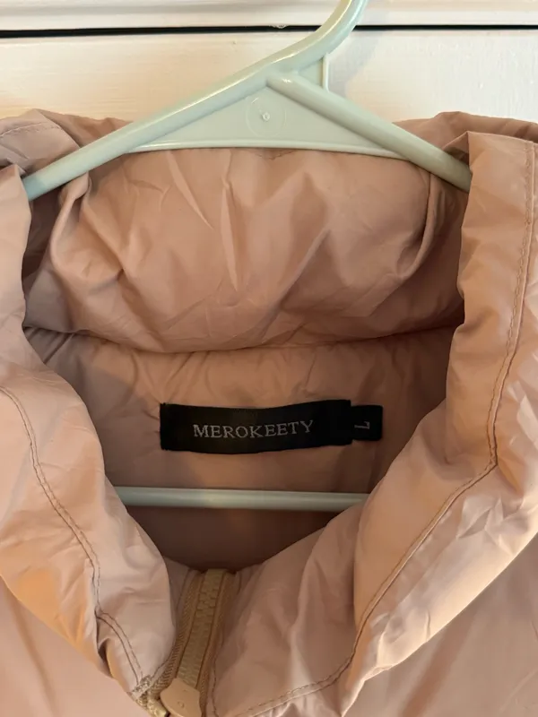 Amazon puffer vest  - Image 2