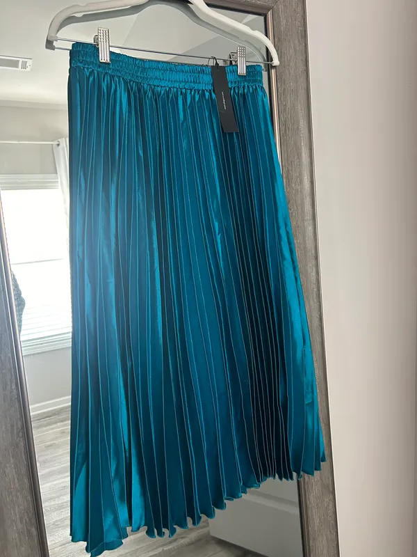 Teal Pleated Midi Skirt Blue - Image 2