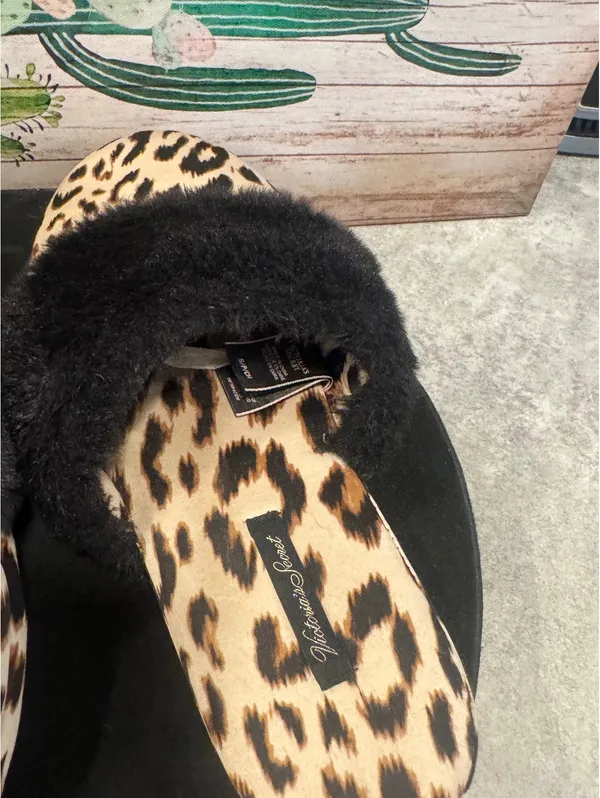 Victoria's Secret Signature Satin Slippers Leopard Animal Print Size S (6/7) - Image 4
