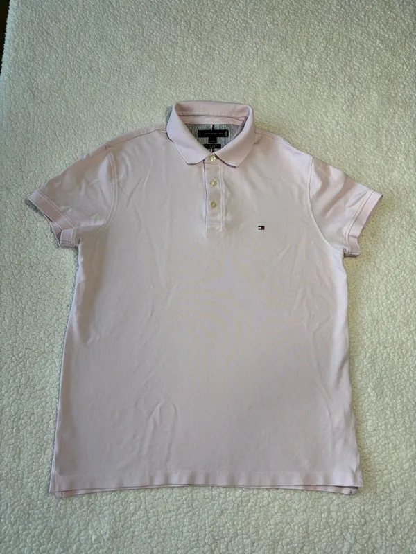 Classic short-sleeve polo shirt with signature embroidered chest flag logo, multi-button placket, and tailored silhouette. - Image 2