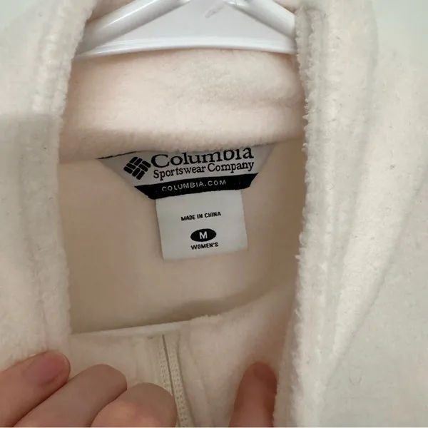 NWT Columbia White Fleece Vest - Image 4