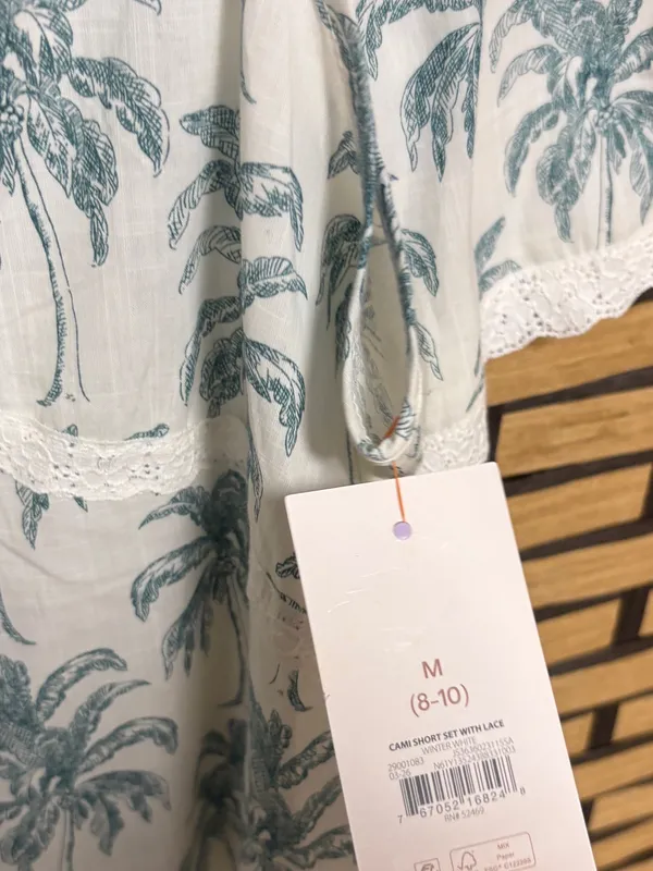 Joyspun white and green palm print cami short set size medium - Image 4