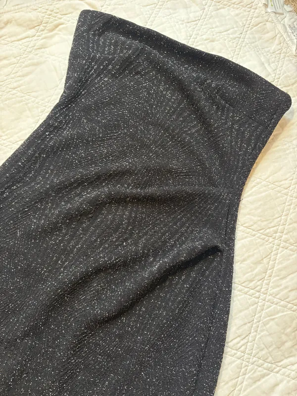 Trixxi Sparkly black Bodycon midi dress - Image 2