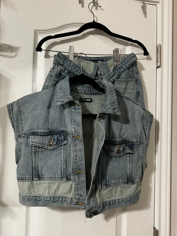 FashioNova 2pc denim short set - Image 2