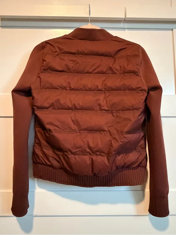 Lululemon Down & Around Bomber (Reversible)
Dark Cedar. size 4 - Image 9