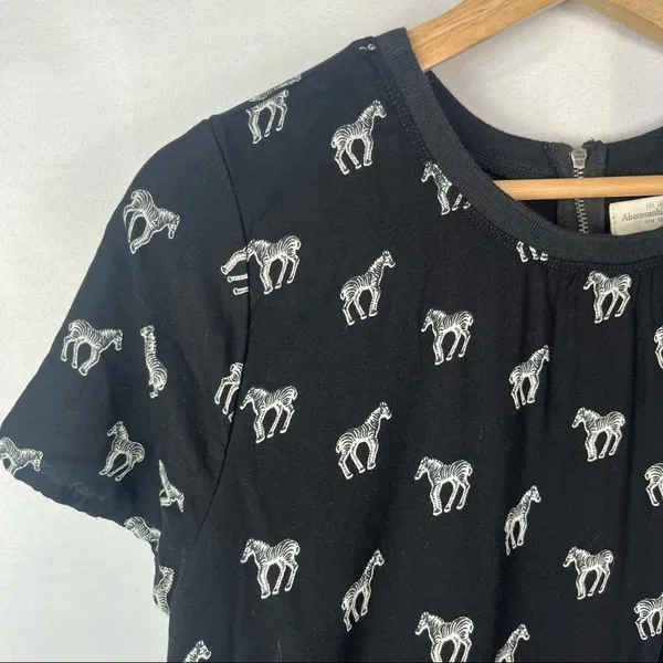 Abercrombie & Fitch A&F Black‎ White Zebra Short Sleeve Shift Dress M - Image 4