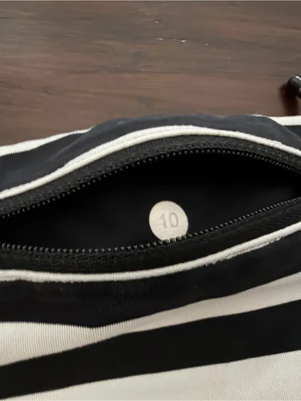 Lululemon Speed Shorts black & white palm leaf w stripe waist 10 - Image 4