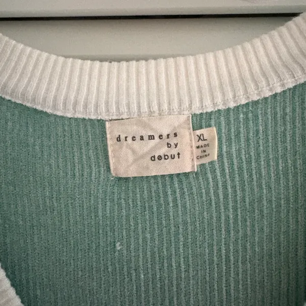 Nordstrom Von Maur cream and teal sweater - Image 3